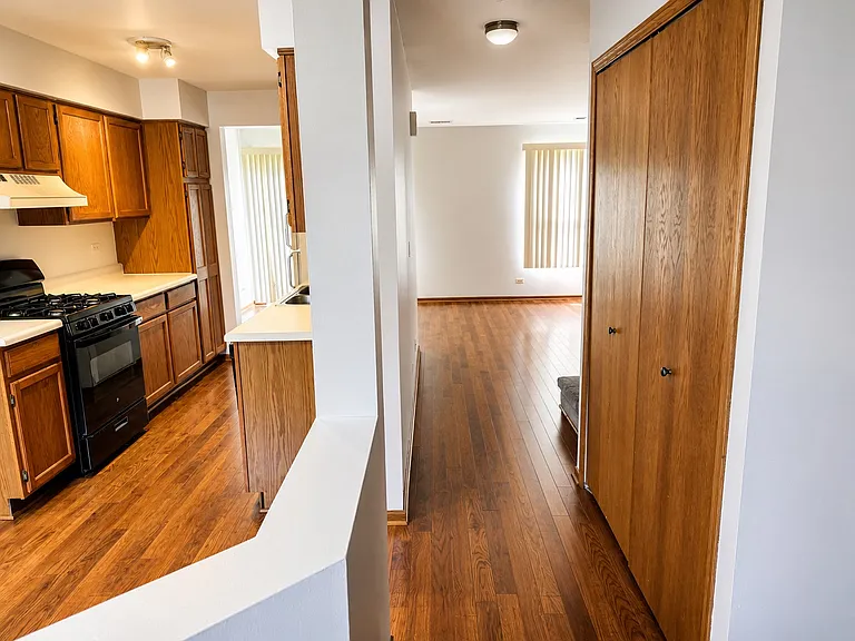 374 Winfield Ct #374 — Photo 4
