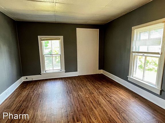 4th image of 555 Fremont Ave NW APT 2