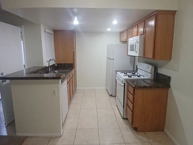 1317 Massachusetts Ave #203 — Photo 11