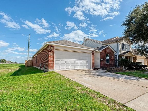 2nd image of 4514 Hall Croft Chase Ln