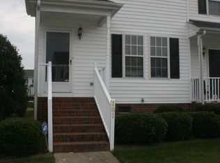 101 Promenade Ct, Fuquay Varina, NC 27526