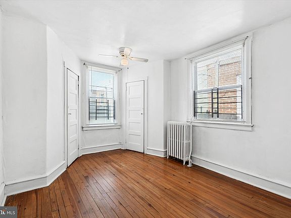 5th image of 1211 E Stafford St