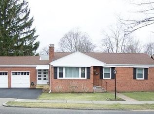82 Chilson St, Springfield, MA 01118