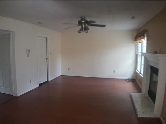 5th image of 1107 Mill Lake Quarter