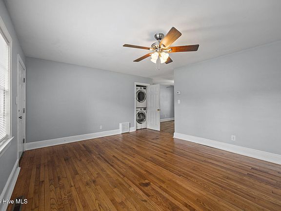 4th image of 1304 E 1st Street