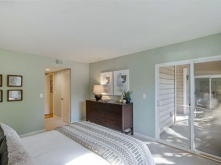 760 Canyon Oaks Dr #D — Photo 21