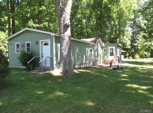 343 Lake Shore Dr, Shawangunk, NY 12566