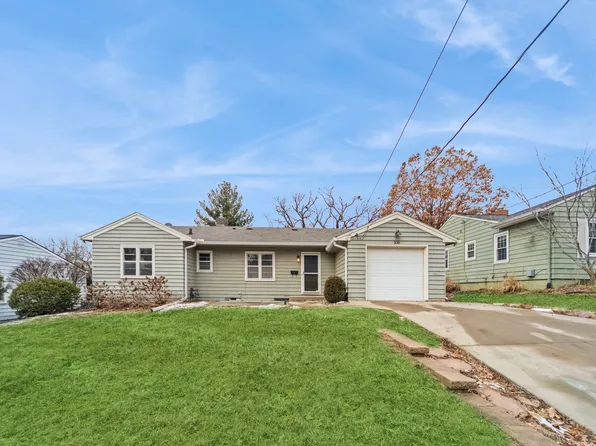 230 31st St, Des Moines, IA 50312
