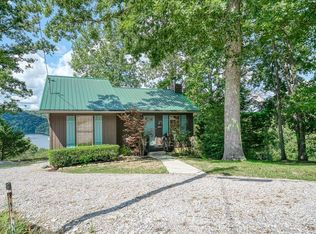108 Lakeview Spur, Byrdstown, TN 38549
