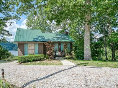 108 Lakeview Spur, Byrdstown, TN, 38549