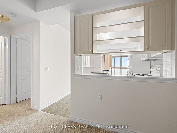 5th image of 200 Burnhamthorpe Rd E #905