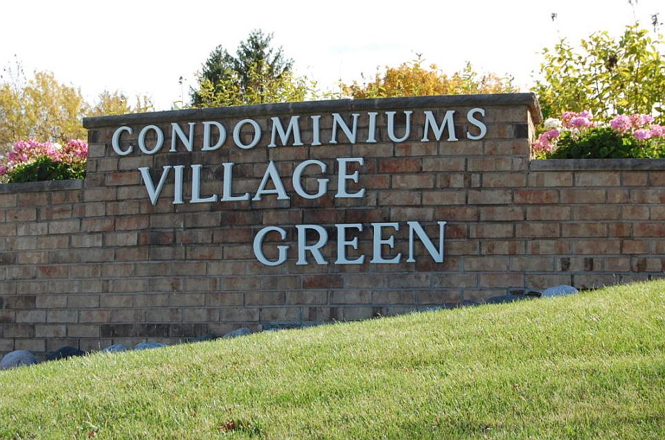 1st image of 4417 S Greenridge Cir Unit D