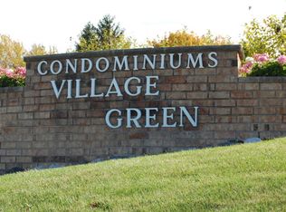 4417 S Greenridge Cir UNIT D, Greenfield, WI 53220