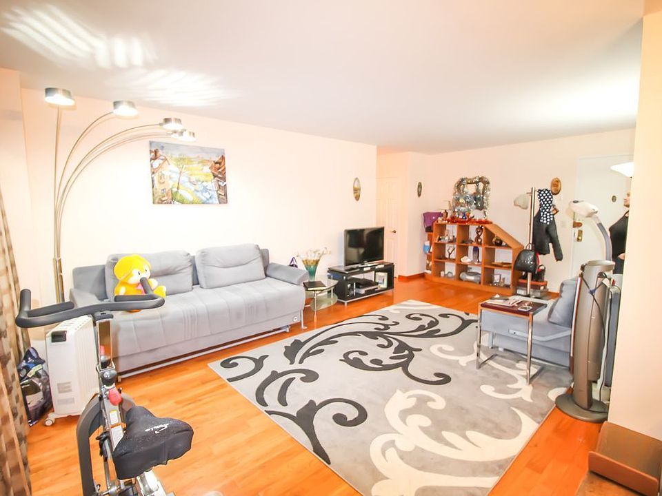 1st image of 2932 W 5th St APT 12H