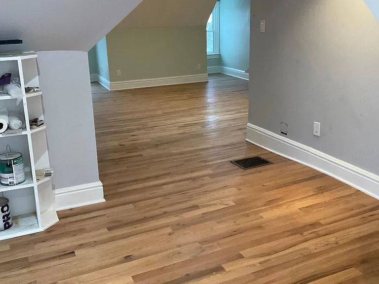 209 Franklin Ave #3 — Photo 6