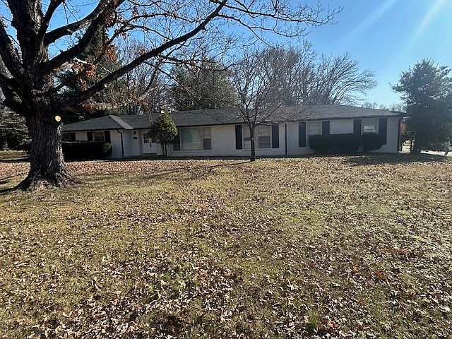 1st image of 14 Asbury Ln