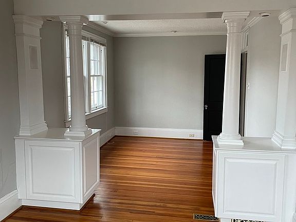 5th image of 311-313 N Spring St #953957A46