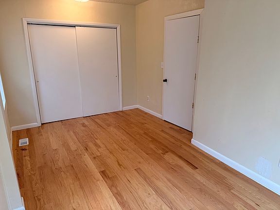 5th image of 447 N Washington St