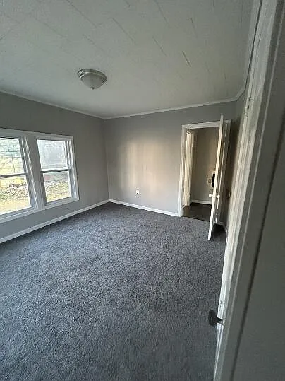 2 bed, 1.0 bath, 707 sqft, $750 — Photo 2