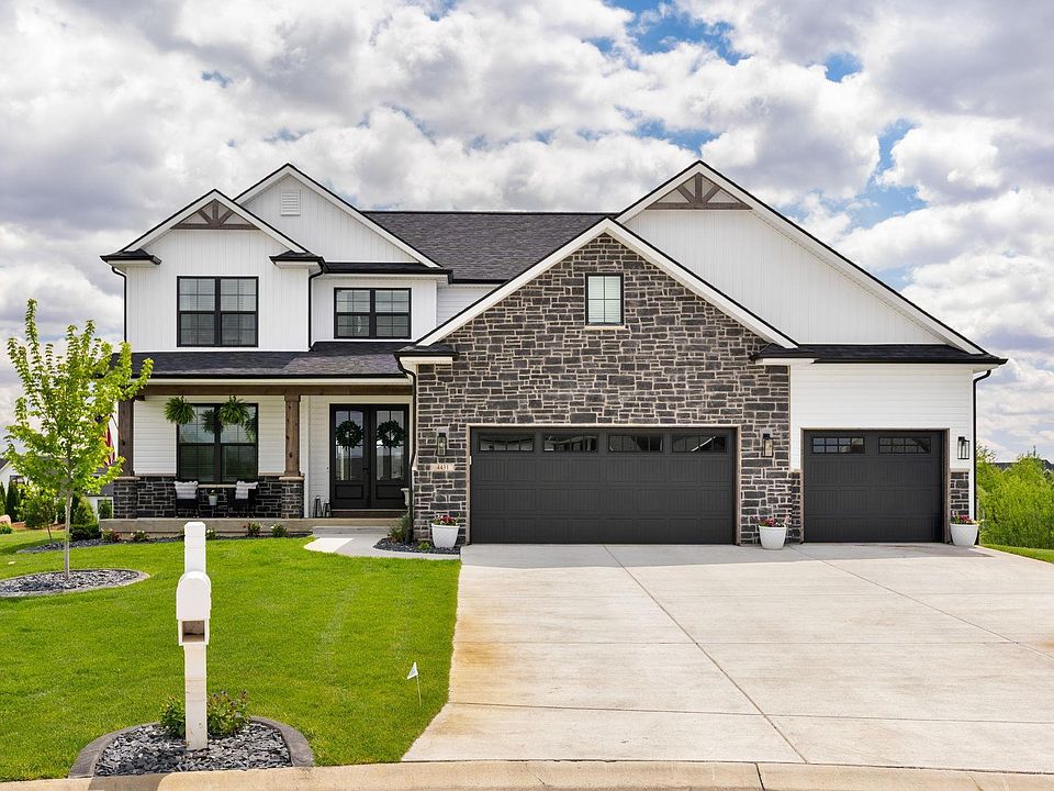 1st image of 4431 Admirals Cove Dr