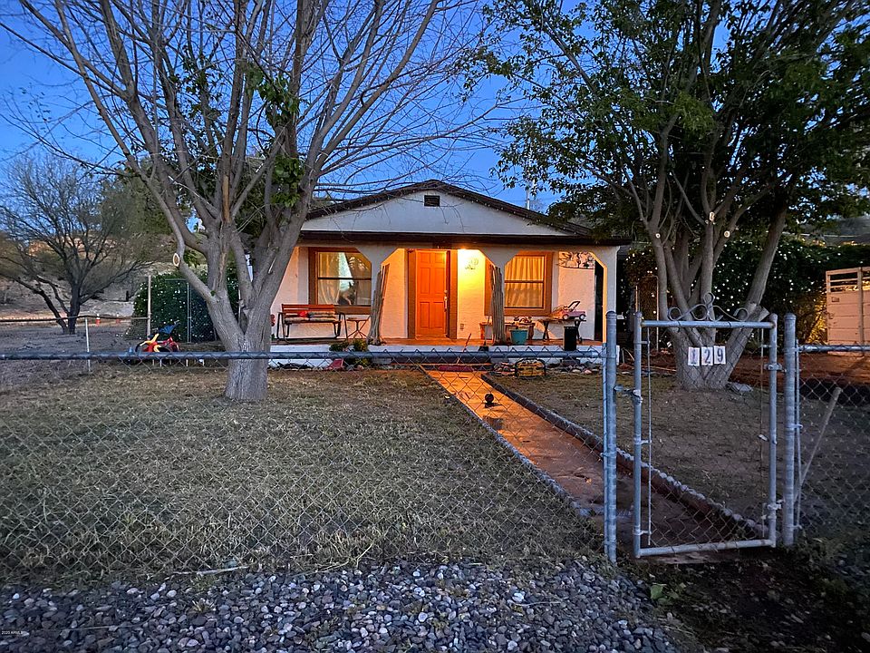 2nd image of 129 W Mohave St