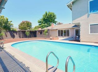 71 Eastview Dr, Hollister, CA
