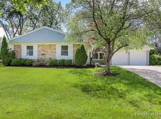 138 Aspen Dr, Schaumburg, IL 60194