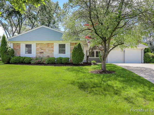 138 Aspen Dr, Schaumburg, IL 60194