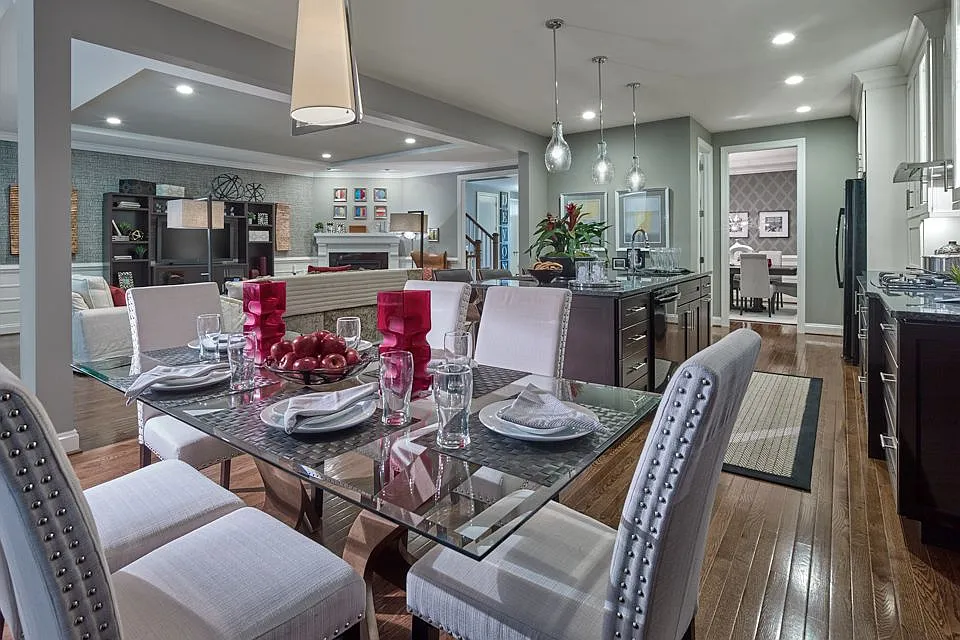Devon Breakfast Nook
