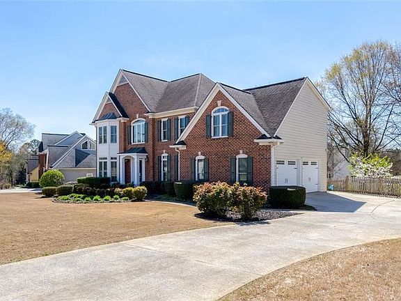 5th image of 139 Helmswood Cir SW