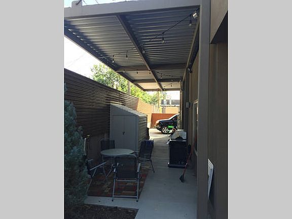 5th image of 52 Galapago St