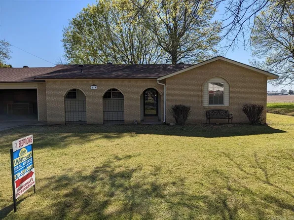 614 S Garfield Ave, Piggott, AR 72454