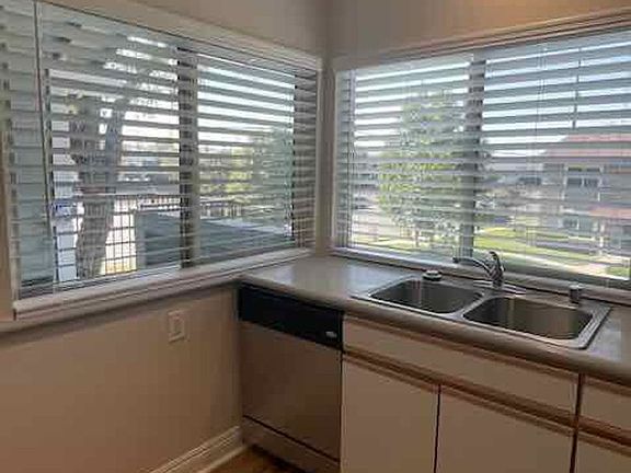 5th image of 5469 E Candlewood Cir #34