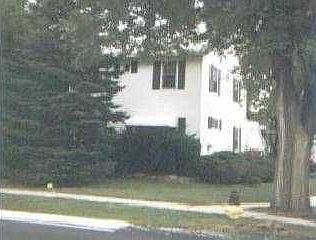 2nd image of 2037 Drouillard Rd