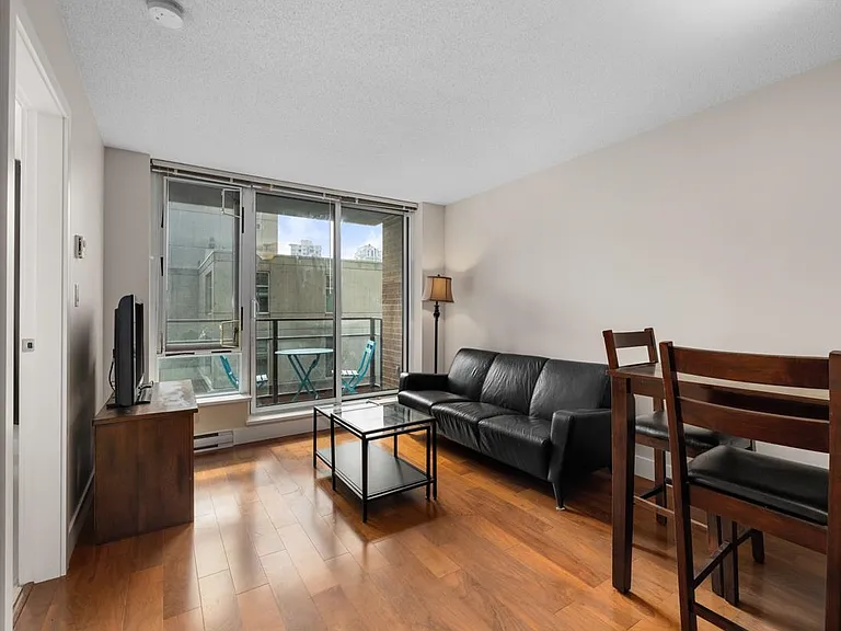 1088 Richards St #620 — Photo 1