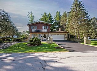 23W041 Dickens Ave, Glen Ellyn, IL 60137