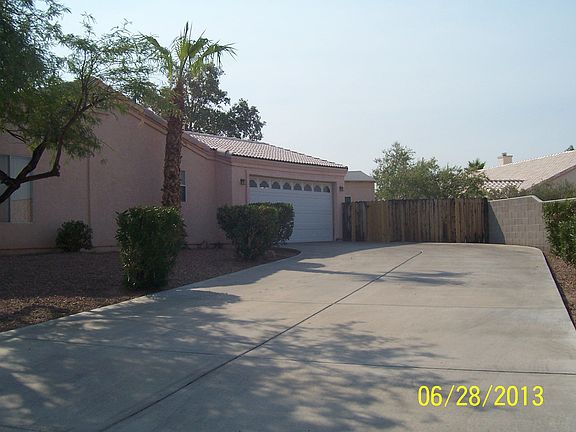 2nd image of 2320 E Willow Leaf Dr