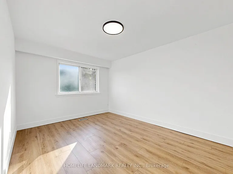 26 Fenside Dr — Photo 12