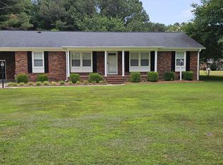604 Walking Stick Trl, Clinton, NC 28328