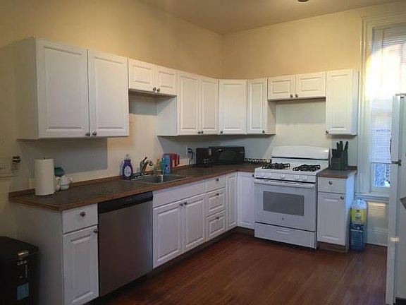 5th image of 121 Park St #2