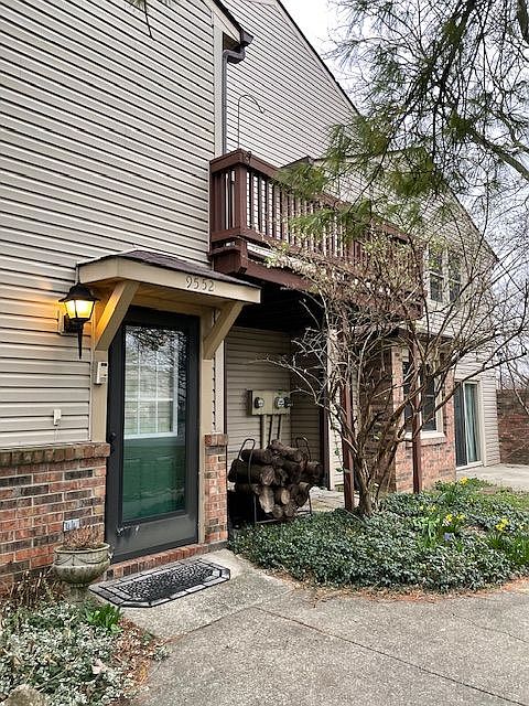 1st image of 9552 Maple Way #9552