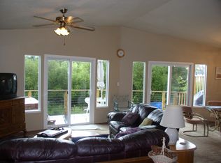 992 Muskwaki Dr, South Lake Tahoe, CA