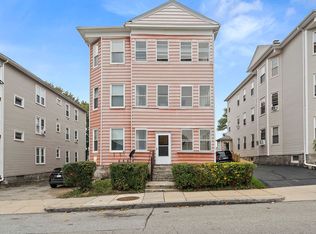 17 Plantation St, Worcester, MA 01604