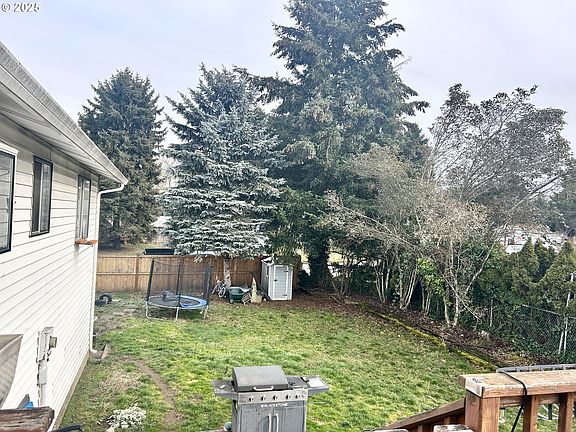 5th image of 15025 SE 1st St