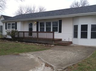505 W Versailles Ave, California, MO 65018