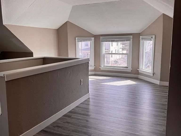 2212 F St #2 — Photo 10