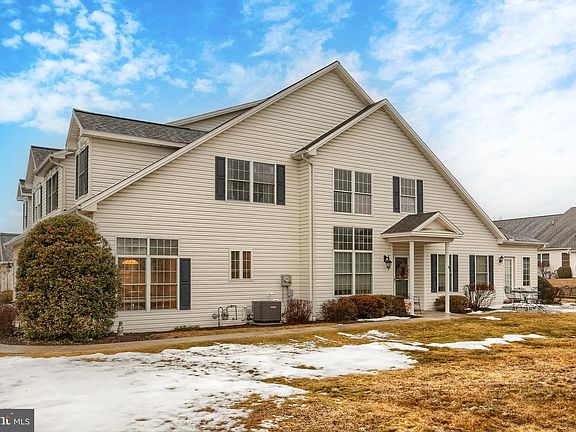 3rd image of 7748 Graybill Dr