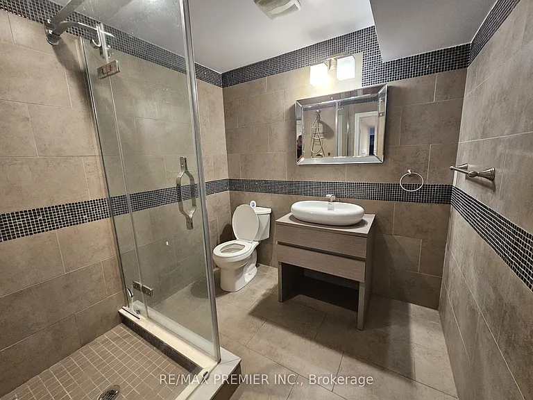 745 Farmstead Dr #12 — Photo 20