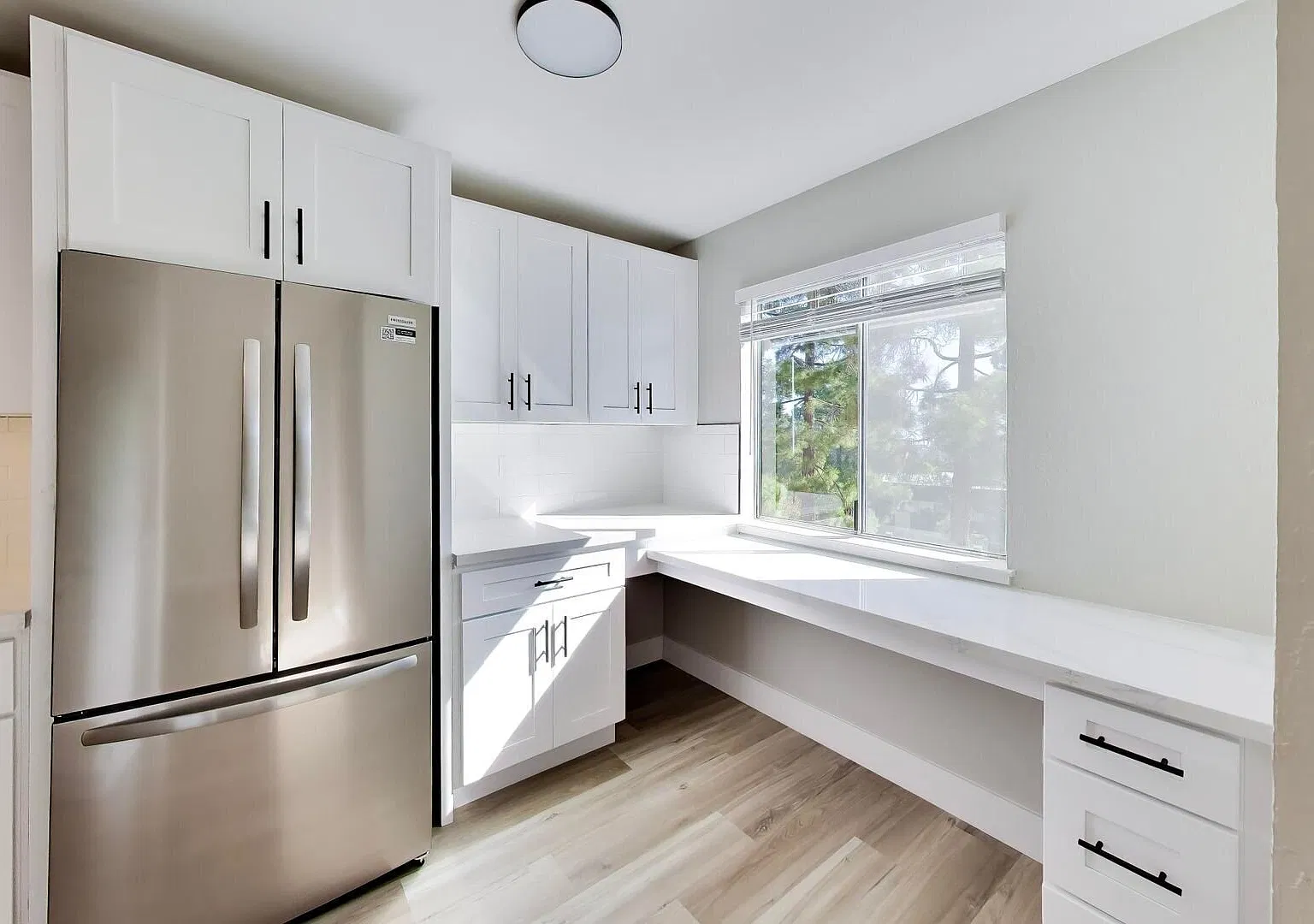 1015 Continentals Way — Photo 4