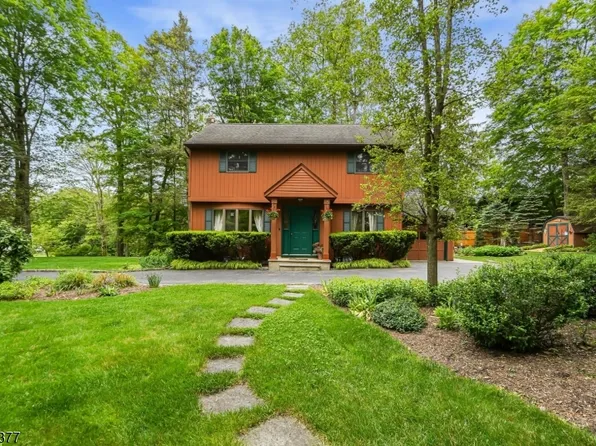 9 Caldwell Rd, West Milford Twp., NJ 07421